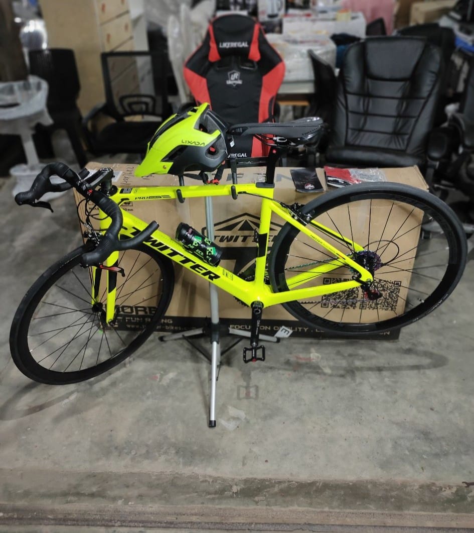 Twitter Stealth Pro (Yellow)