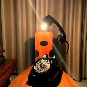 Vintage repurposed rotary phone lamp