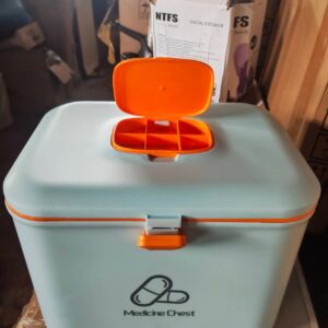 Medicine chest Household large-capacity portable medicine box Home first aid kit