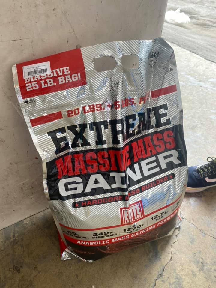 Extreme mass gainer 25lbs