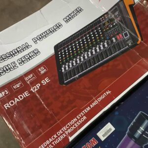 Roadie12p SE professional power mixer