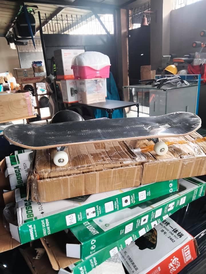 Skateboard