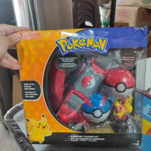 Pokemon trainer kit (Flareon)