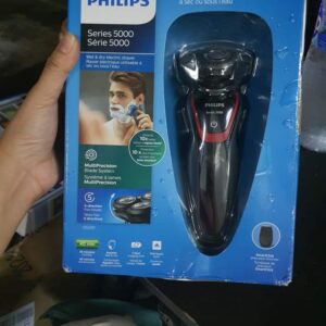 Philips Wet & Dry Electric Shaver