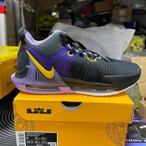 Lebron Witness VII EP