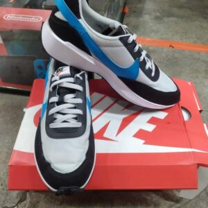 Nike Waffle Debut